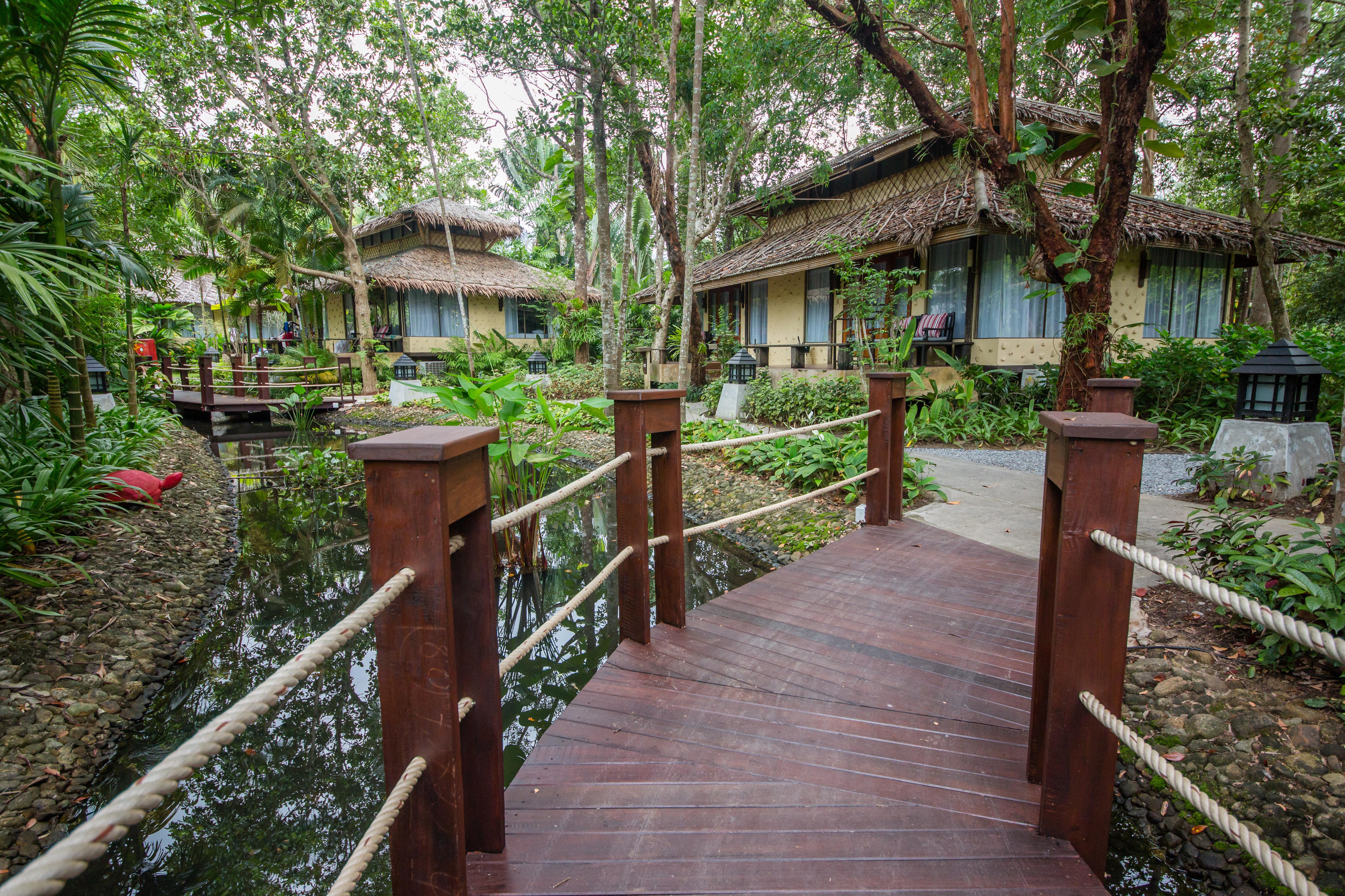 Centara Koh Chang Tropicana Resort Exterior photo