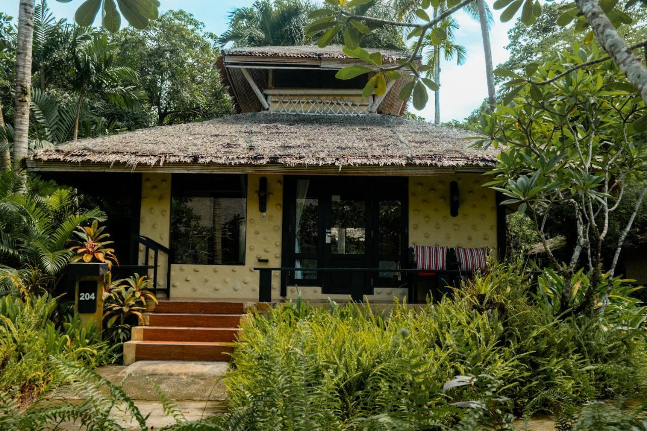 Centara Koh Chang Tropicana Resort Exterior photo